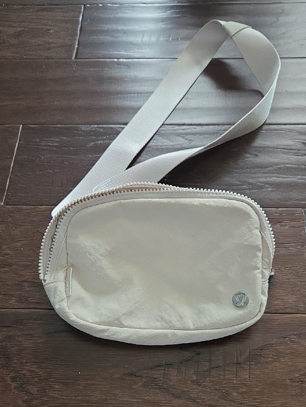 Lululemon Ivory Everywhere Belt Bag 1L